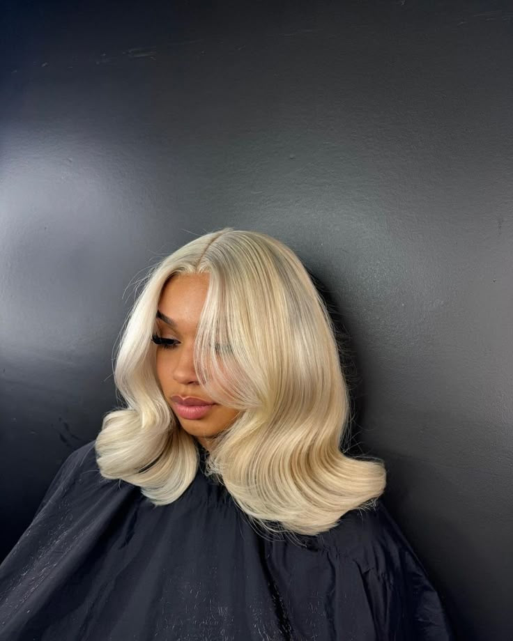 10-inch 13x6 HD Lace Blonde Bob Wig – Straight, 100% Human Hair
